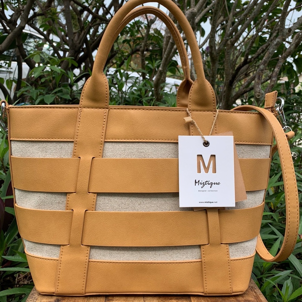 💛 NWT Miztique linen and butterscotch leather handbag